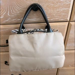 ❤️❤️❤️❤️ Burberry  London Blue Label Handbag